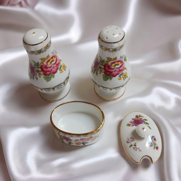 Royal Grafton Malvern Fine Bone China Four Piece Cruet Salt Pepper Shaker Set - Picture 2 of 16